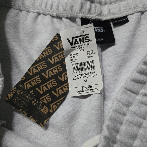 Vans Women XL Grey Cotton Polyester Blend Shorts NWT 112024 - Picture 4 of 7